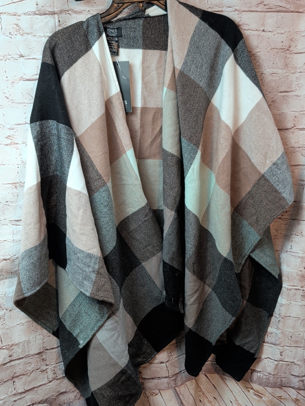 Jones New York Beige, Cream & Gray Plaid Open Front Shawl One Size New Nwt